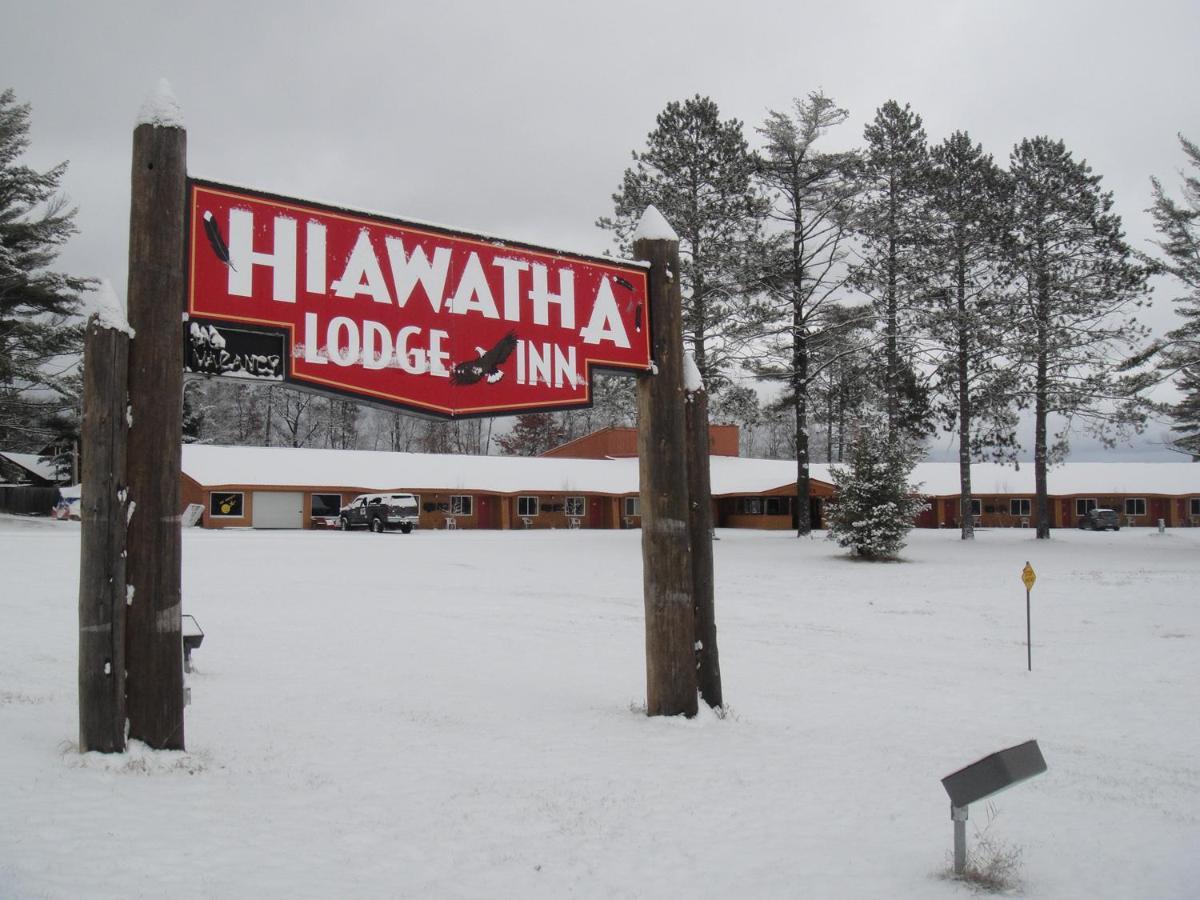 Hiawatha Lodge Inn Eagle River Ngoại thất bức ảnh