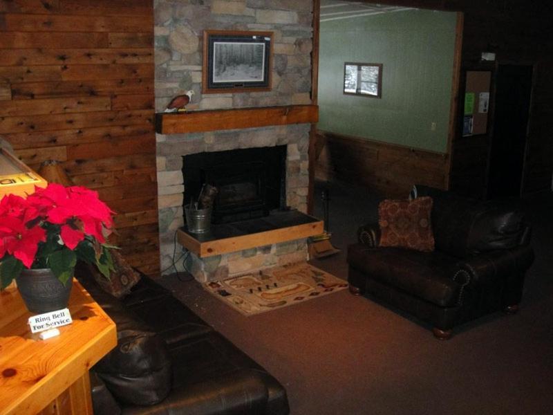 Hiawatha Lodge Inn Eagle River Ngoại thất bức ảnh