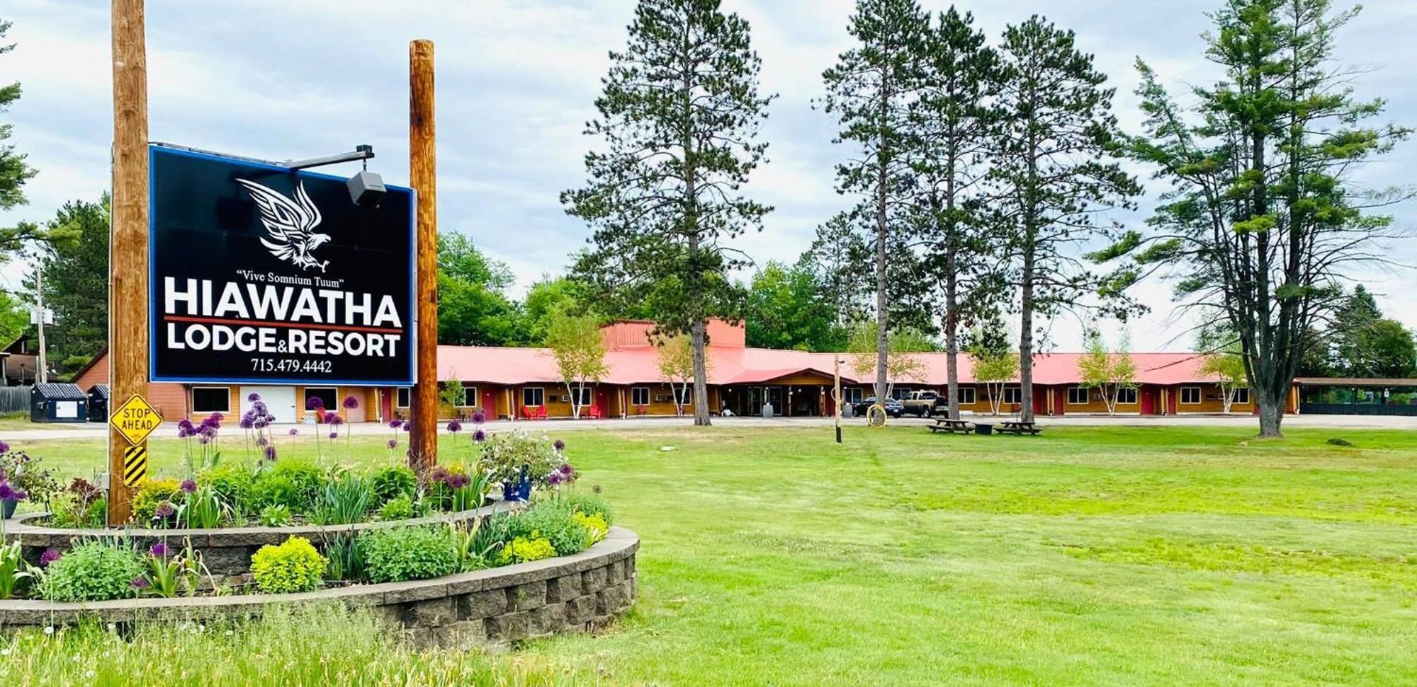 Hiawatha Lodge Inn Eagle River Ngoại thất bức ảnh